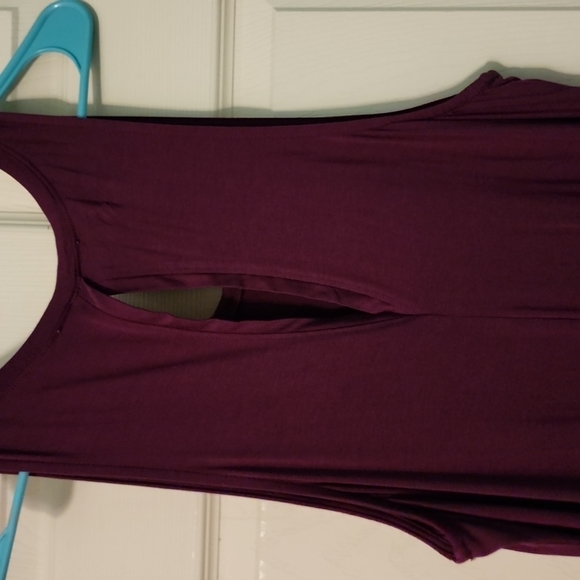 BRAND NEW WINE SLIM FIT MAXI DRESS - Picture 2 of 4